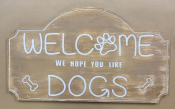 Welcome sign-nutmeg
